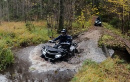 RS Noma - ūdens motociklu, kvadriciklu un kubla noma