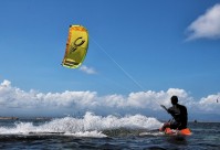 Kaitsērfinga apmācības un inventārs 3h skolā KiteSchool