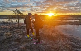 Saullēkta pārgājiens ar purva kurpēm un brokastis, 2 personām