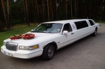 Brauciens ar limuzīnu 5h Lincoln Town Car