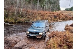 Trakais OFF ROAD piedzīvojums ar 4x4 džipu 3 personām, 1h