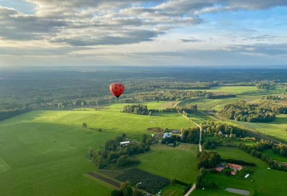 lidojums ar gaisa balonu 