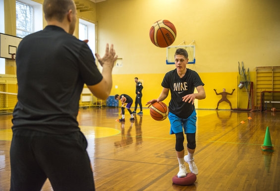 Программа из 5 индивидуальных занятий с профессиональным баскетбольным тренером